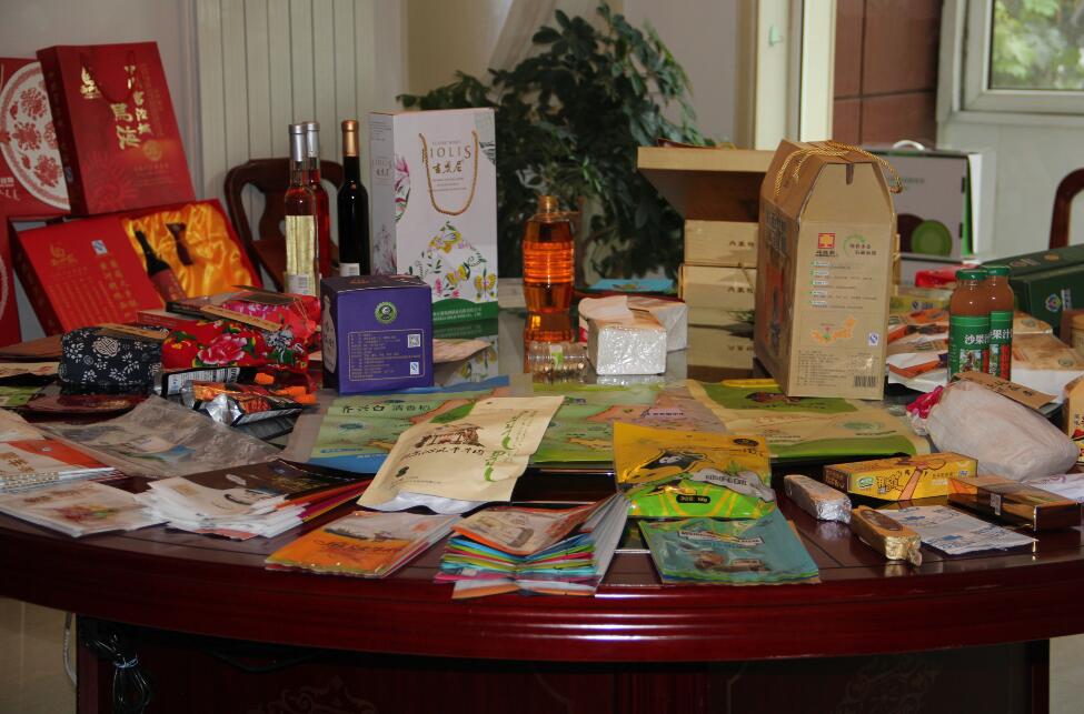 第三屆內(nèi)蒙古自治區(qū)農(nóng)畜產(chǎn)品包裝設(shè)計(jì)競(jìng)賽評(píng)審工作圓滿完成